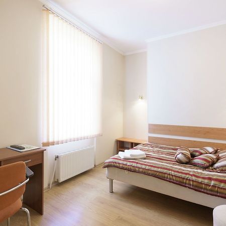 Knights Court Hotel Riga Eksteriør billede