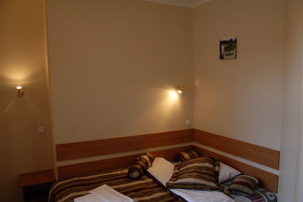 Knights Court Hotel Riga Eksteriør billede