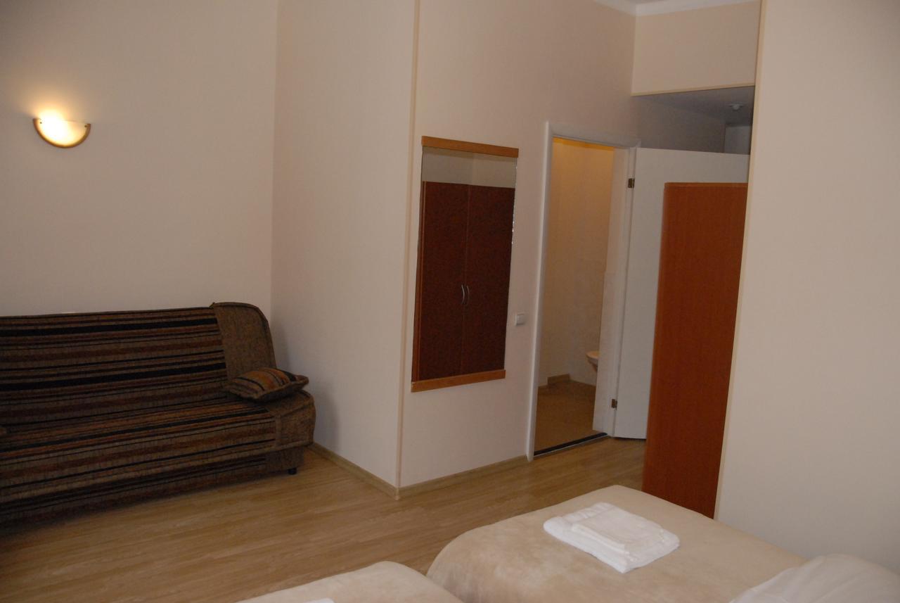 Knights Court Hotel Riga Eksteriør billede