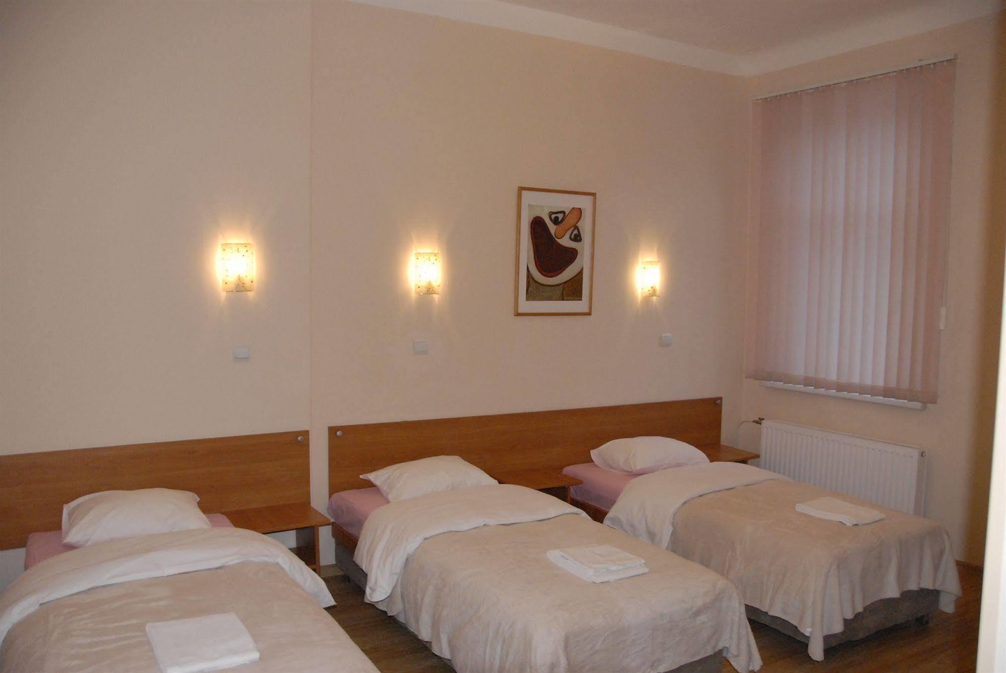 Knights Court Hotel Riga Eksteriør billede